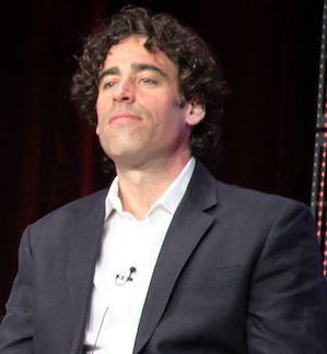 Stephen Mangan audiobook author