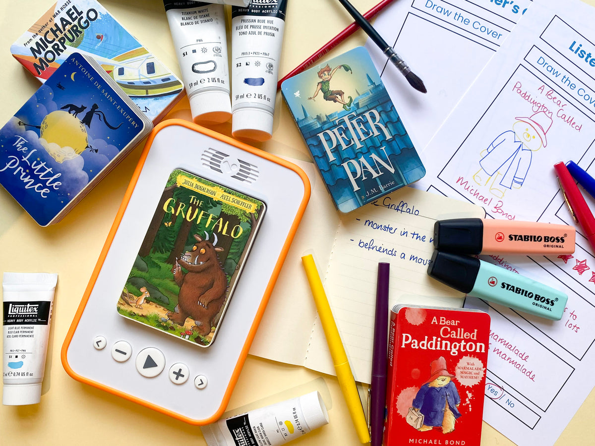 Voxblock player playing The Gruffalo, surrounded by story blocks and drawing pens